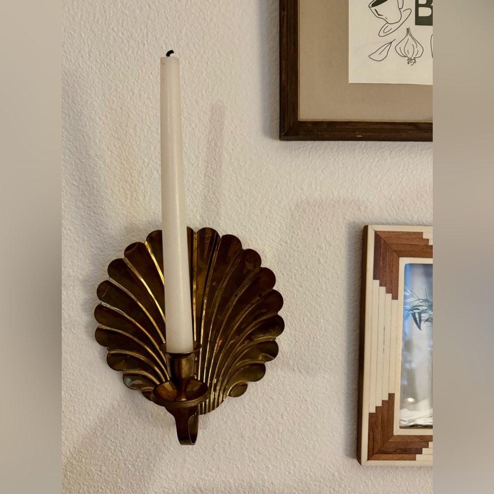 Brass Shell Wall Sconce